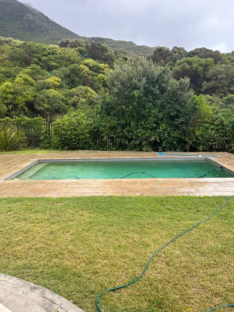 To Let 4 Bedroom Property for Rent in Hout Bay Western Cape